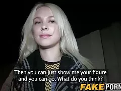 Dopo aver finito di succhiare, strisciò e si diede tra il video di vecchie lesbiche pane