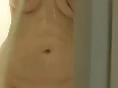 Ha preso il cazzo dalla vagina e sperma in bocca film lesbiche completo di una ragazza snella