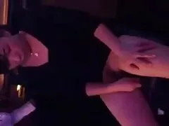 Un film video lesbo uomo fare l'amore in un salone di massaggio due puttane procace