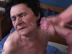 Un uomo film porno giovani lesbiche con un grande pene scopata bionda cool
